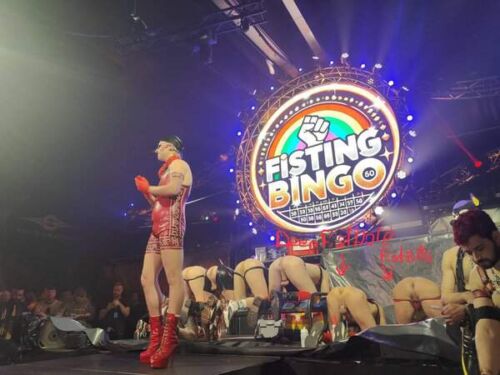 Fisting, Bühne, Event, Fetisch, Community, Fister, Fistees, XXL-Toys, Assplay, Slings, Fisting Bingo, Fetischmesse, Party, Shows, Fetischclub.
